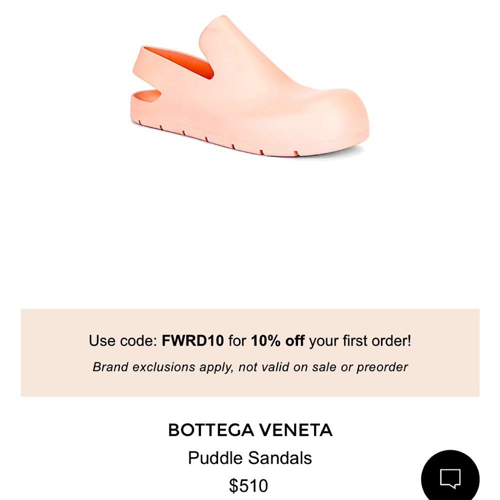 SOLD - Fashion forward Bottega Veneta Puddle Sandals, in Peach. NWT box, pristi…